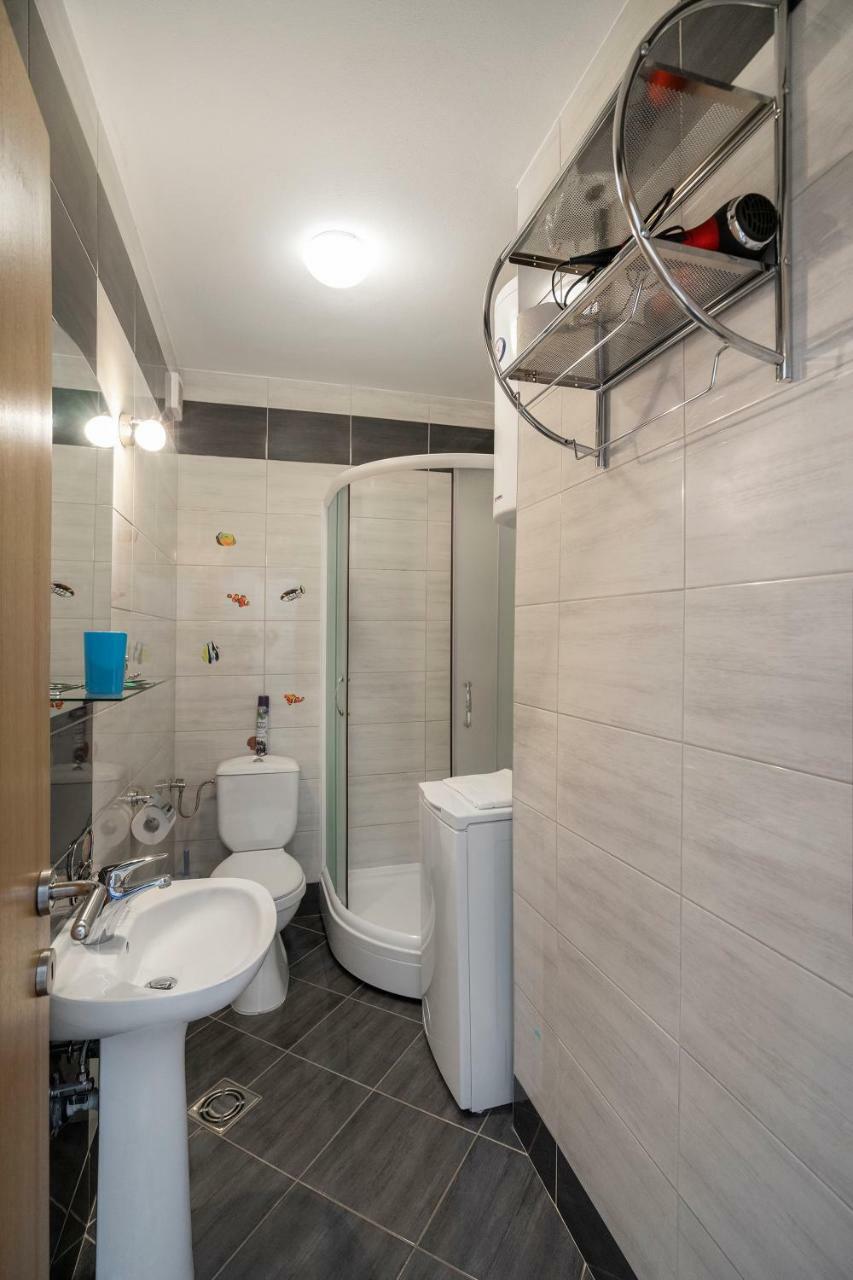 Apartments Viktoria Tivat Habitación foto